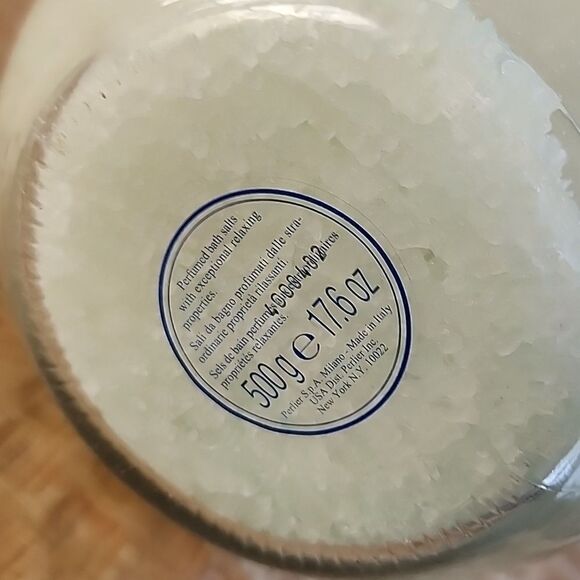 Luxury Italian Perlier Sweet Honeysuckle Bath Salts 17.6 oz - Picture 4 of 5